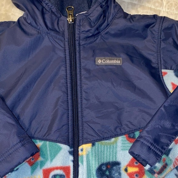 COLUMBIA INFANT FLEECE JACKET - SIZE 18-24 MONTHS - Picture 3 of 9